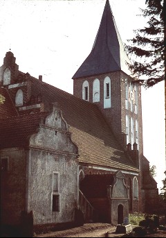 Nordseite und der 1648 vollendete Westturm von Nordosten, Aufn. Schulze-Marburg, Rudolf, 1943/1944