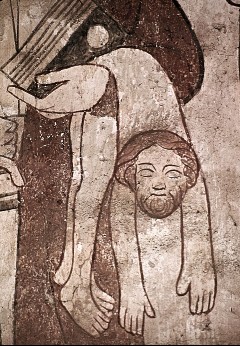Detail: Apostel Bartholomaeus, abgezogene Haut über dem
linken Arm des Heiligen, Aufn. Voigt, Wolf, 1943/1944