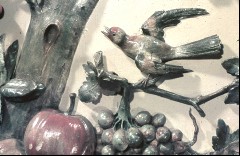 Detail: Baumstumpf mit zwei Stieglitzen und Früchten auf der
Westwand, zweites Wandfeld von links, Ausschnitt: rechter
Stieglitz, Aufn. Cürlis, Peter, 1943/1945