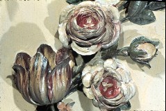 Detail: Schale mit Früchten und Blumen über dem Spiegel der
Ostwand, Ausschnitt: Blumen, Aufn. Cürlis, Peter, 1943/1945