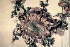 Detail: Blumen in der Nordostecke, oben, Ausschnitt:
Sonnenblume, Aufn. Cürlis, Peter, 1943/1945