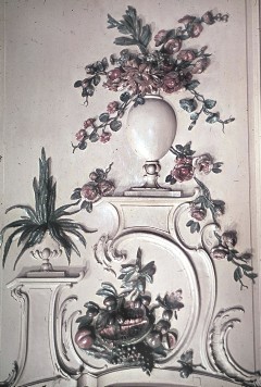 Detail: Supraporte mit einer Blumenvase, einer Agave und
Früchten, Ausschnitt, Aufn. Cürlis, Peter, 1943/1945