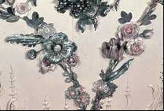 Detail: Schale mit Früchten und Blumen über dem Spiegel der
Ostwand, Ausschnitt: Blumen, Aufn. Cürlis, Peter, 1943/1945