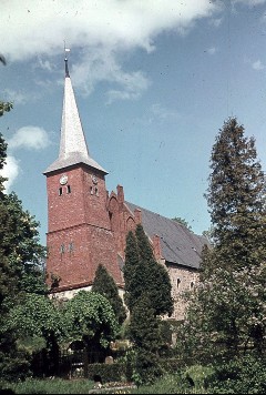 Blick auf die Westseite mit dem Turm, Aufn. Schulze-Marburg, Rudolf, 1943/1944