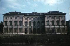 Ansicht der Gartenfassade, Aufn. Rex-Film, 1943/1945