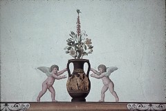 Detail: zwei Putten mit einer antiker Vase, Aufn. Müller und Sohn, 1943/1945