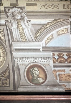 Detail: Architekturmalerei, Büste des Kaisers Titus, Aufn. Halewicz, Julius, 1943/1945