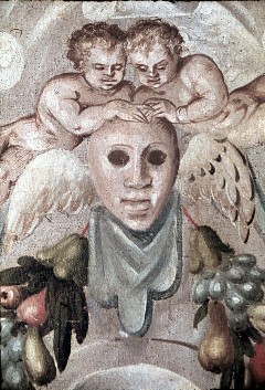 Detail: Maske, Engel mit Fruchtgehänge, 1943/1945